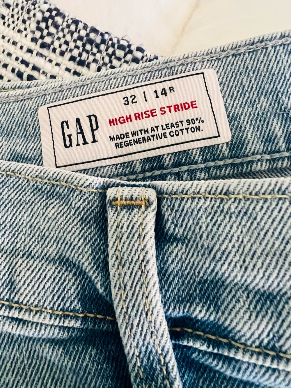 GAP High Rise Stride Jeans in Light Blue Denim